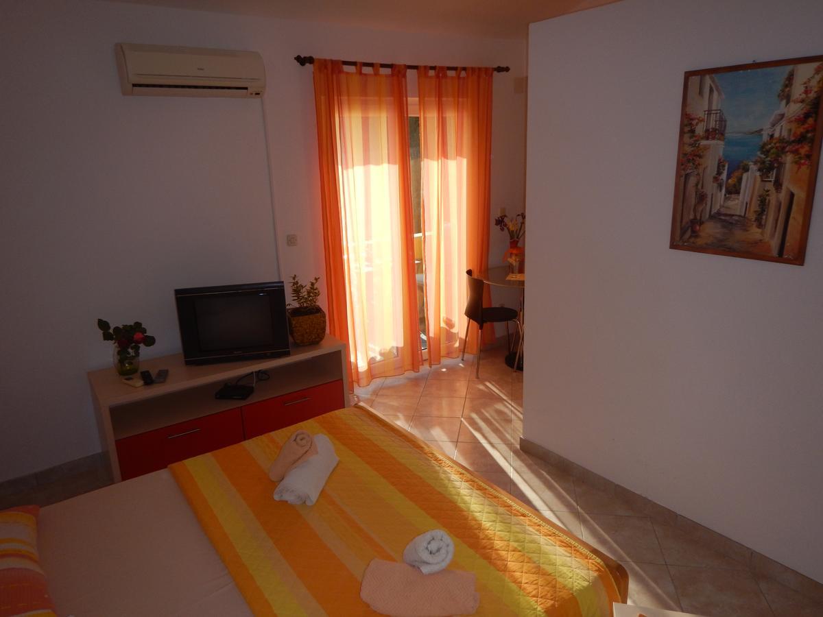Apartments Val'S Osljak Преко Екстериор снимка