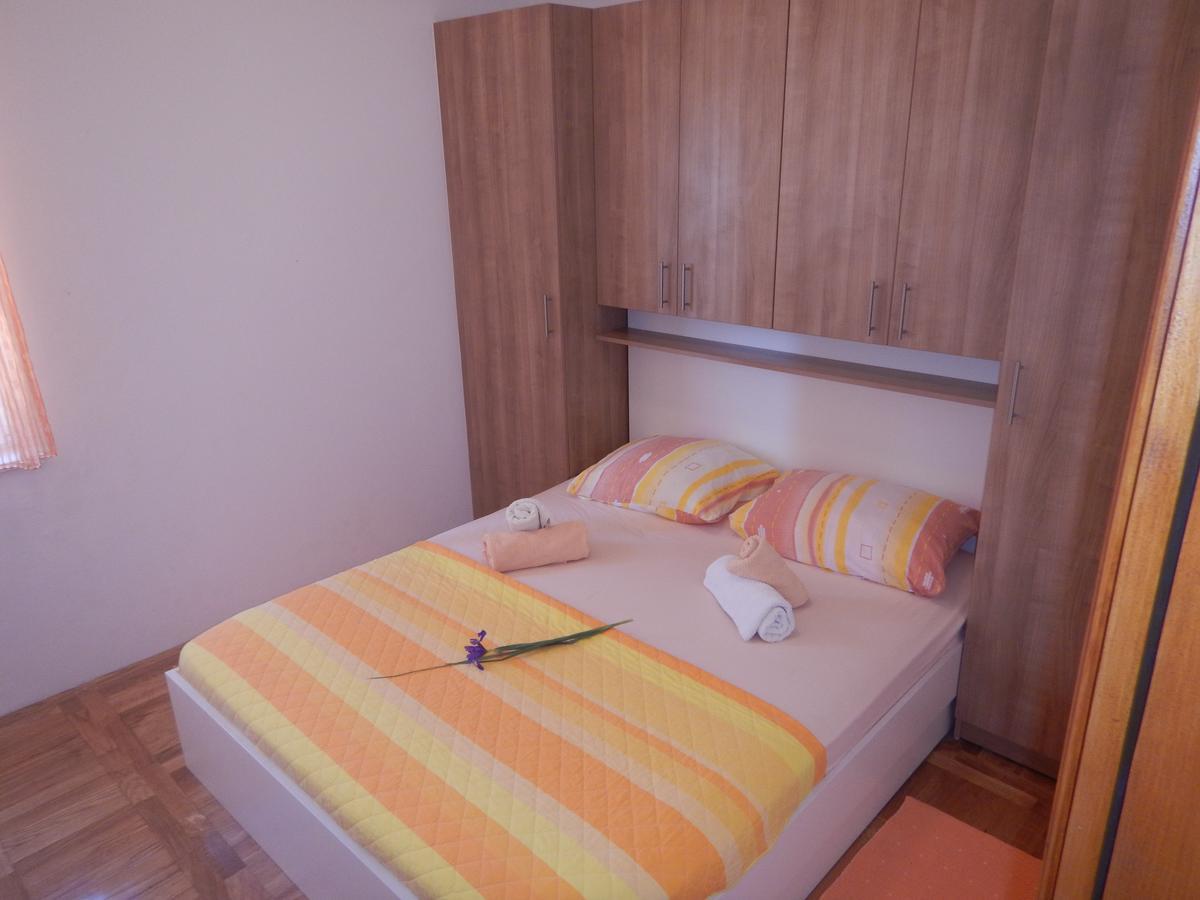 Apartments Val'S Osljak Преко Екстериор снимка