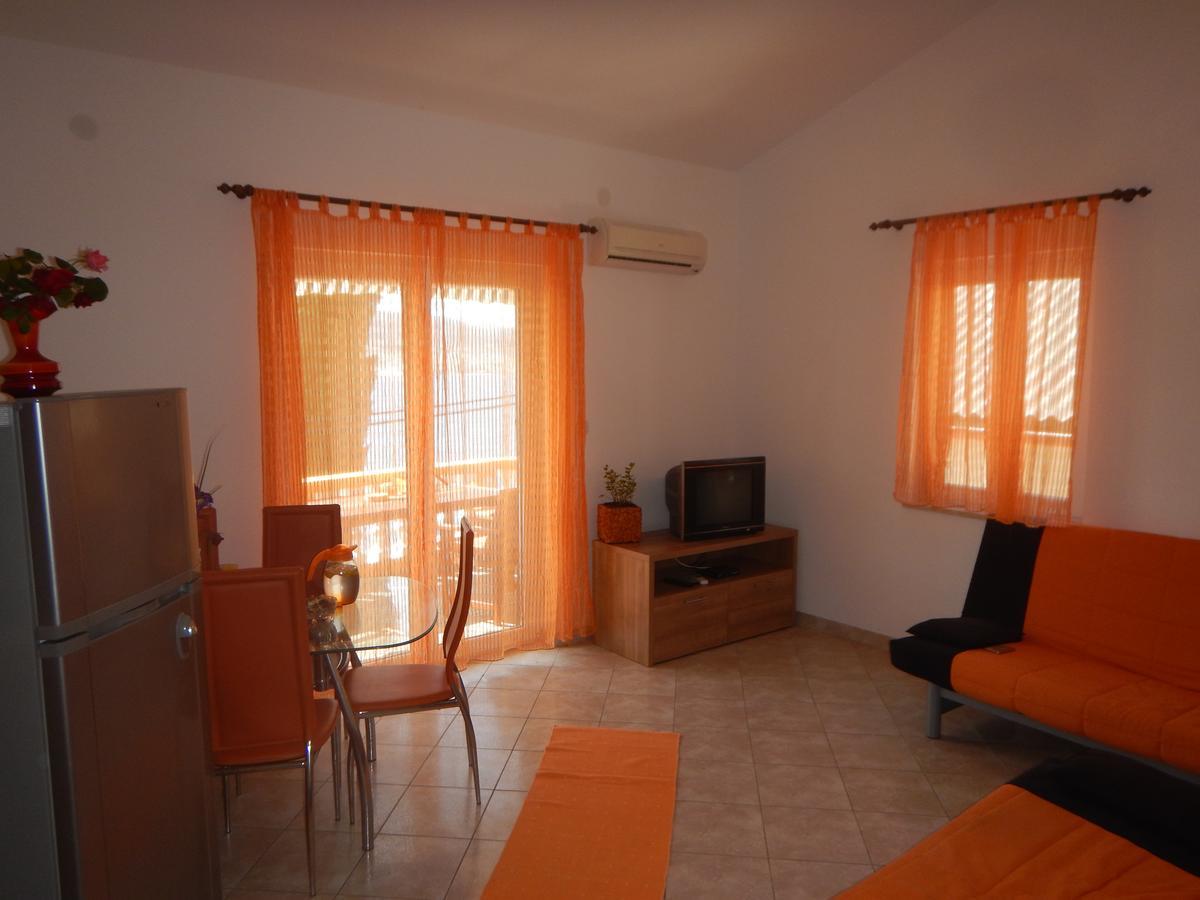 Apartments Val'S Osljak Преко Екстериор снимка