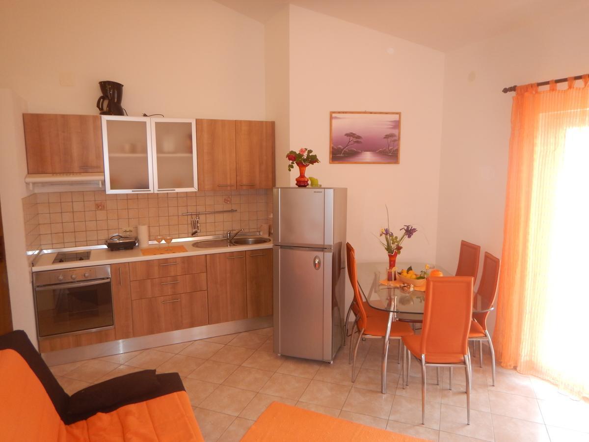 Apartments Val'S Osljak Преко Екстериор снимка